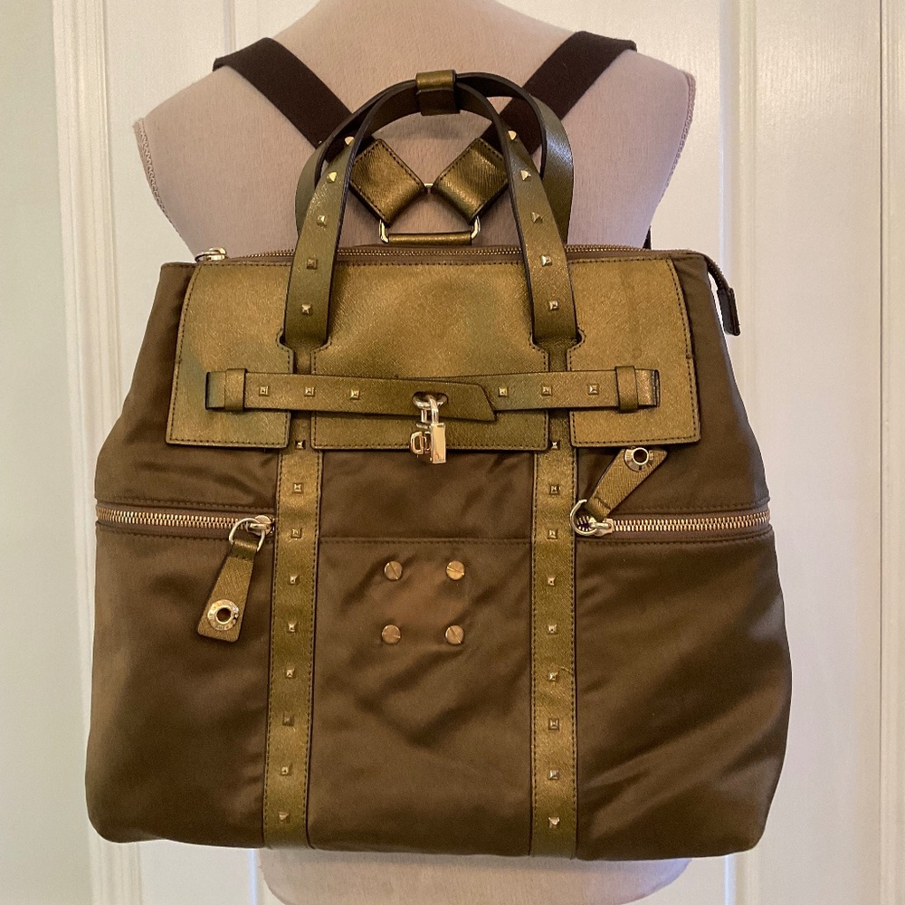 Henry Bendel Taupe 3Way Backpack/Shoulder/Top Handle w/Locket & Purple Interior